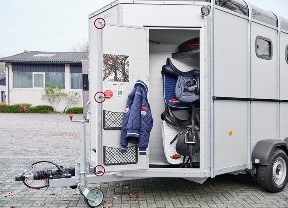 Böckmann Mehrwerte Pferdeanhänger Traveller - Optimales Verschließen