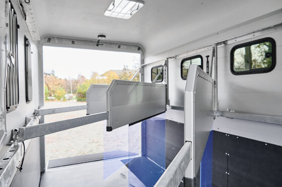 Böckmann Mehrwerte Pferdeanhänger Traveller - Stabile Trennwand-Konstruktion